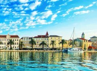 Trogir-harbour-and-buildings